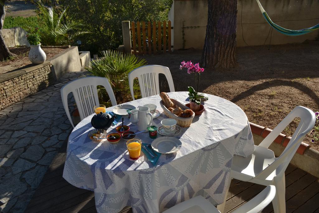 Hotel La Perle De Ceylan Montagnac  Esterno foto